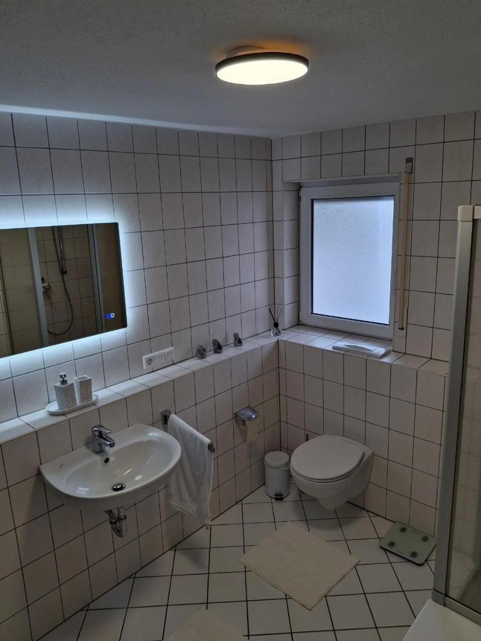 Schoene Wohnung Mit Balkon Stockach Exterior foto